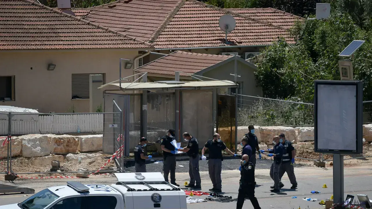 ניסיון דקירה סמוך לקניון G בכפר סבא ניסיון דקירה סמוך לקניון G בכפר סבא