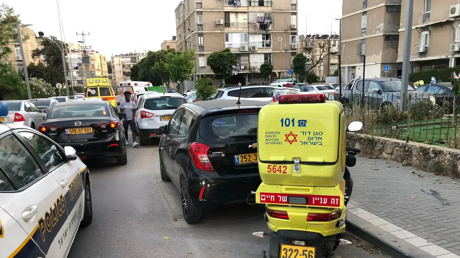 חשד לרצח בחולון - אישה כבת 30 נמצאה ללא רוח חיים בדירה, 28 באפריל 2020 חשד לרצח בחולון - אישה כבת 30 נמצאה ללא רוח חיים בדירה, 28 באפריל 2020