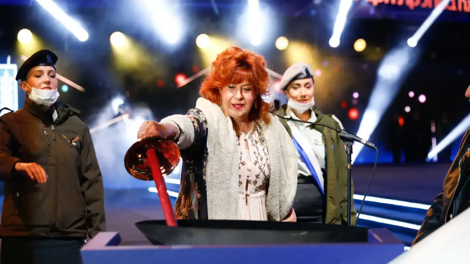 ציפי שביט מדליקה משואה בטקס הדלקת המשואות, יום העצמאות תש"ף, 28 באפריל 2020 ציפי שביט מדליקה משואה בטקס הדלקת המשואות, יום העצמאות תש"ף, 28 באפריל 2020
