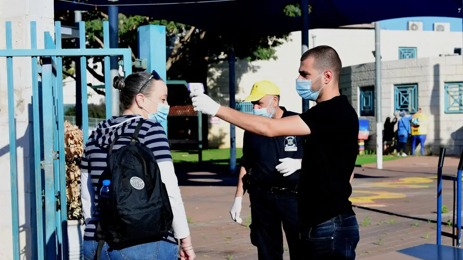 חזרה ללימודים בבית הספר בר לב בפתח תקווה, 3 במאי 2020 חזרה ללימודים בבית הספר בר לב בפתח תקווה, 3 במאי 2020