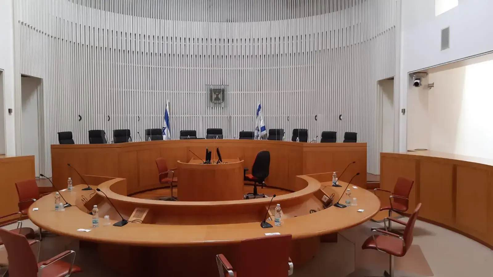 אולם ג' בבג"ץ, שבו ייערך היום הדיון בנושא כהונת נתניהו, 3 במאי 2020
