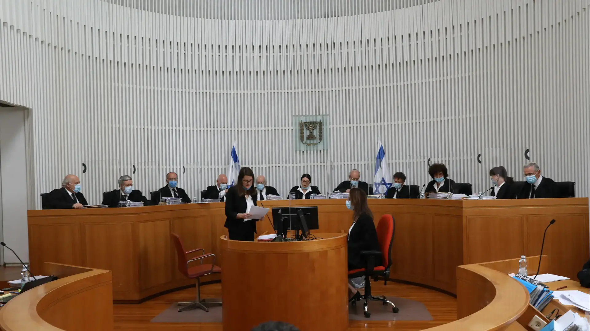 דיון בבית המשפט העליון דיון בבית המשפט העליון