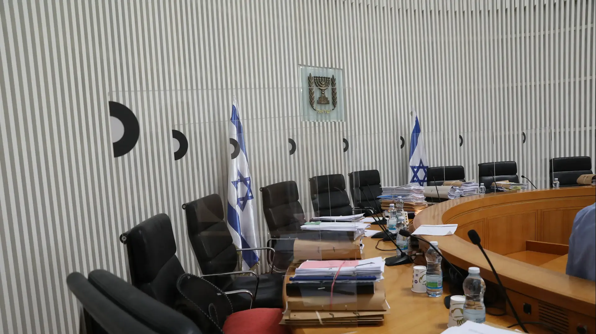 דיון בית המשפט העליון בנושא כהונת נתניהו, 3 במאי 2020 דיון בית המשפט העליון בנושא כהונת נתניהו, 3 במאי 2020