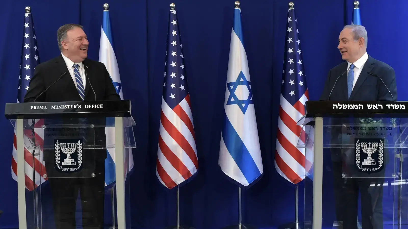 הצהרת ראש הממשלה, בנימין נתניהו ושר החוץ האמריקאי מייק פומפאו במעון רה"מ בירושלים. 13 במאי 2020 הצהרת ראש הממשלה, בנימין נתניהו ושר החוץ האמריקאי מייק פומפאו במעון רה"מ בירושלים. 13 במאי 2020