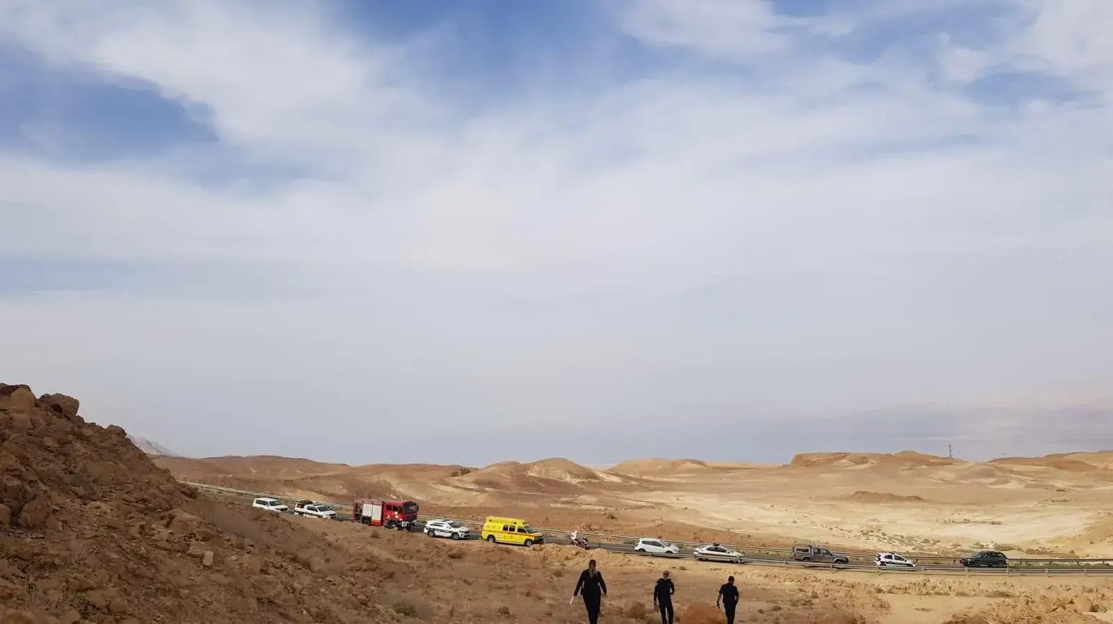 רכב התהפך לתוך תהום בסמוך למצדה. 13 במאי 2020 רכב התהפך לתוך תהום בסמוך למצדה. 13 במאי 2020