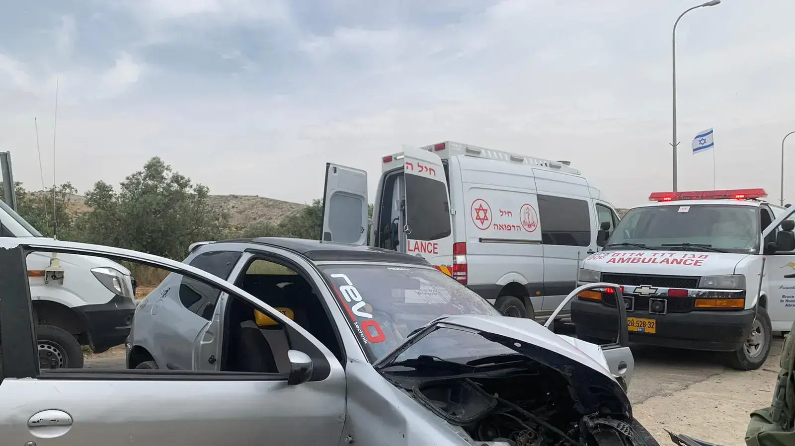 זירת פיגוע דריסה סמוך לעמדה צבאית ליד היישוב נגוהות שבמרחב החטיבה המרחבית "יהודה". 14 במאי 2020 זירת פיגוע דריסה סמוך לעמדה צבאית ליד היישוב נגוהות שבמרחב החטיבה המרחבית "יהודה". 14 במאי 2020
