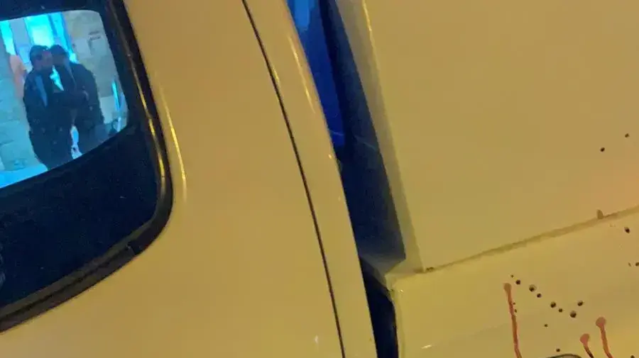 שני שוטרים נפצעו קשה וקל מירי בטירה. 16 במאי 2020 שני שוטרים נפצעו קשה וקל מירי בטירה. 16 במאי 2020