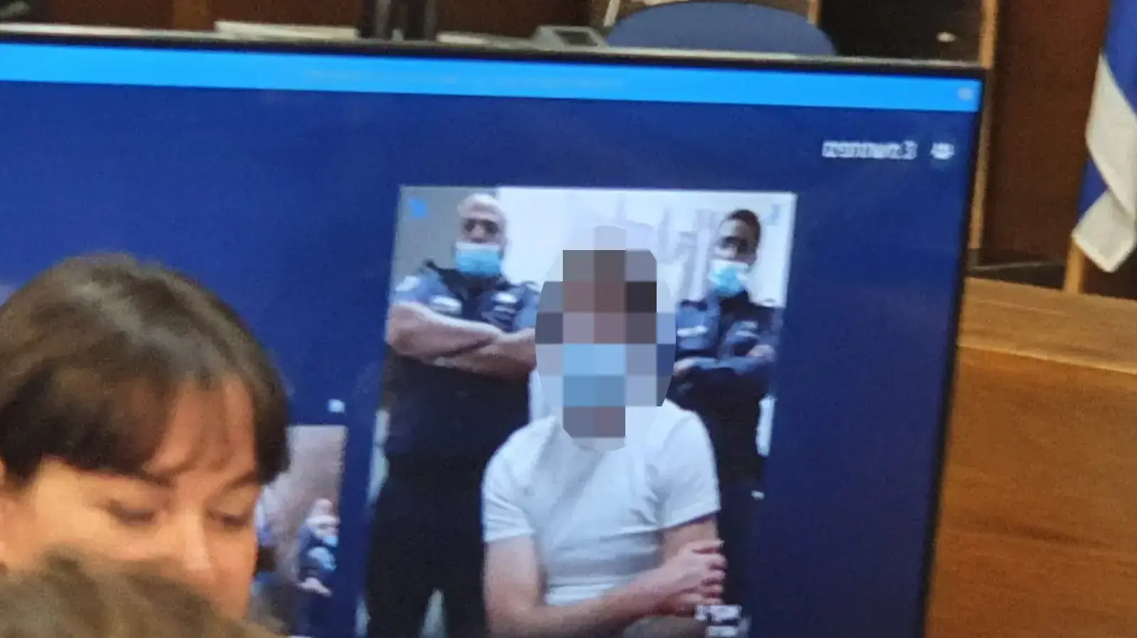 החשוד ברצח ברמת גן במהלך הארכת מעצרו בבית משפט השלום בתל אביב 17 במאי 2020 החשוד ברצח ברמת גן במהלך הארכת מעצרו בבית משפט השלום בתל אביב 17 במאי 2020
