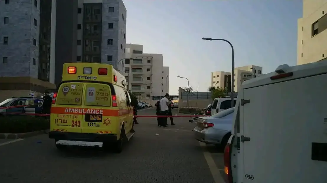 זירת האירוע בו נרצח צעיר בן 26 ביריות ביישוב חריש. 18 במאי 2020 זירת האירוע בו נרצח צעיר בן 26 ביריות ביישוב חריש. 18 במאי 2020