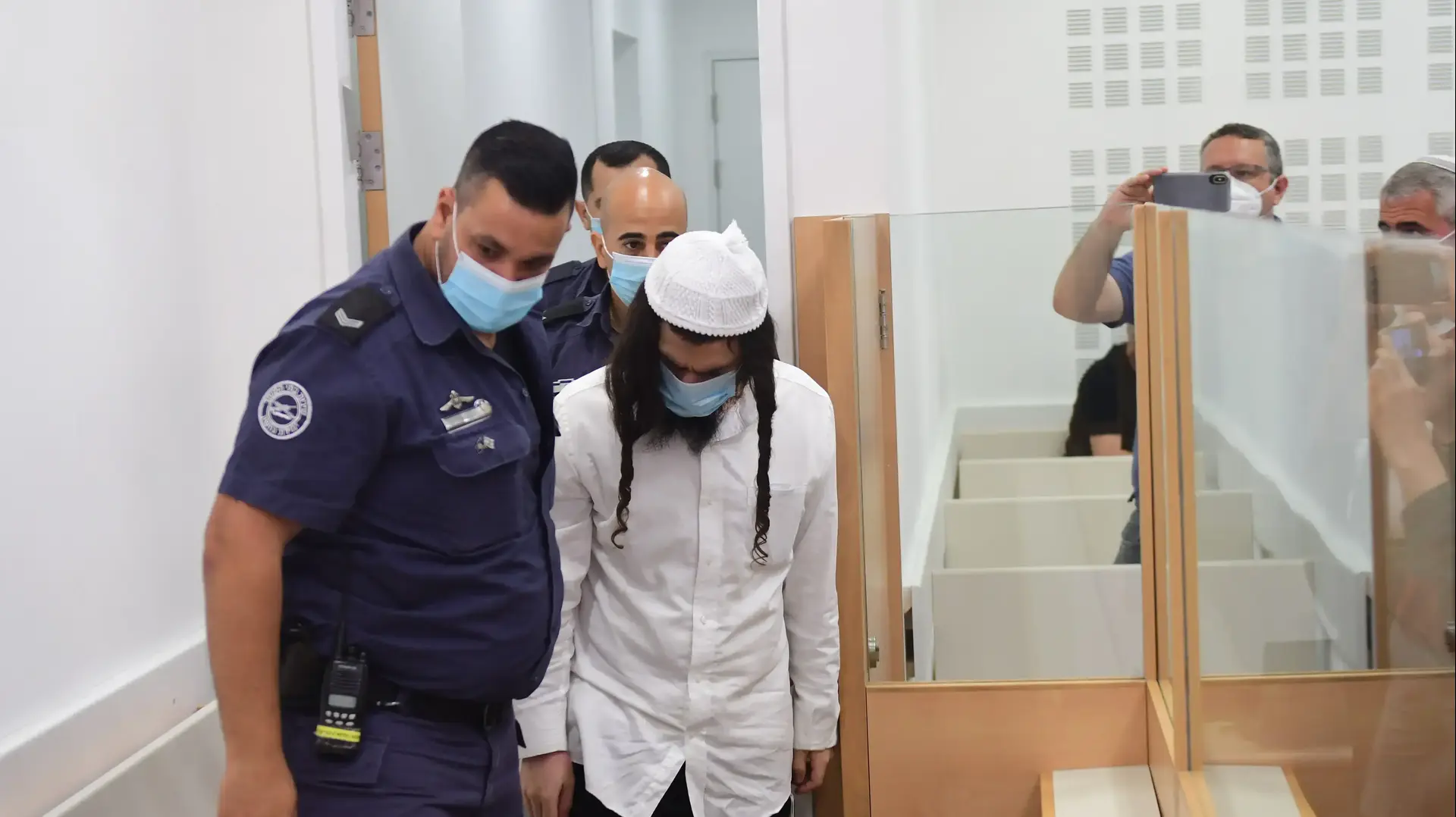 הכרעת דין לעמירם בן אוליאל, מחוזי מרכז (לוד) 18 במאי 2020 הכרעת דין לעמירם בן אוליאל, מחוזי מרכז (לוד) 18 במאי 2020