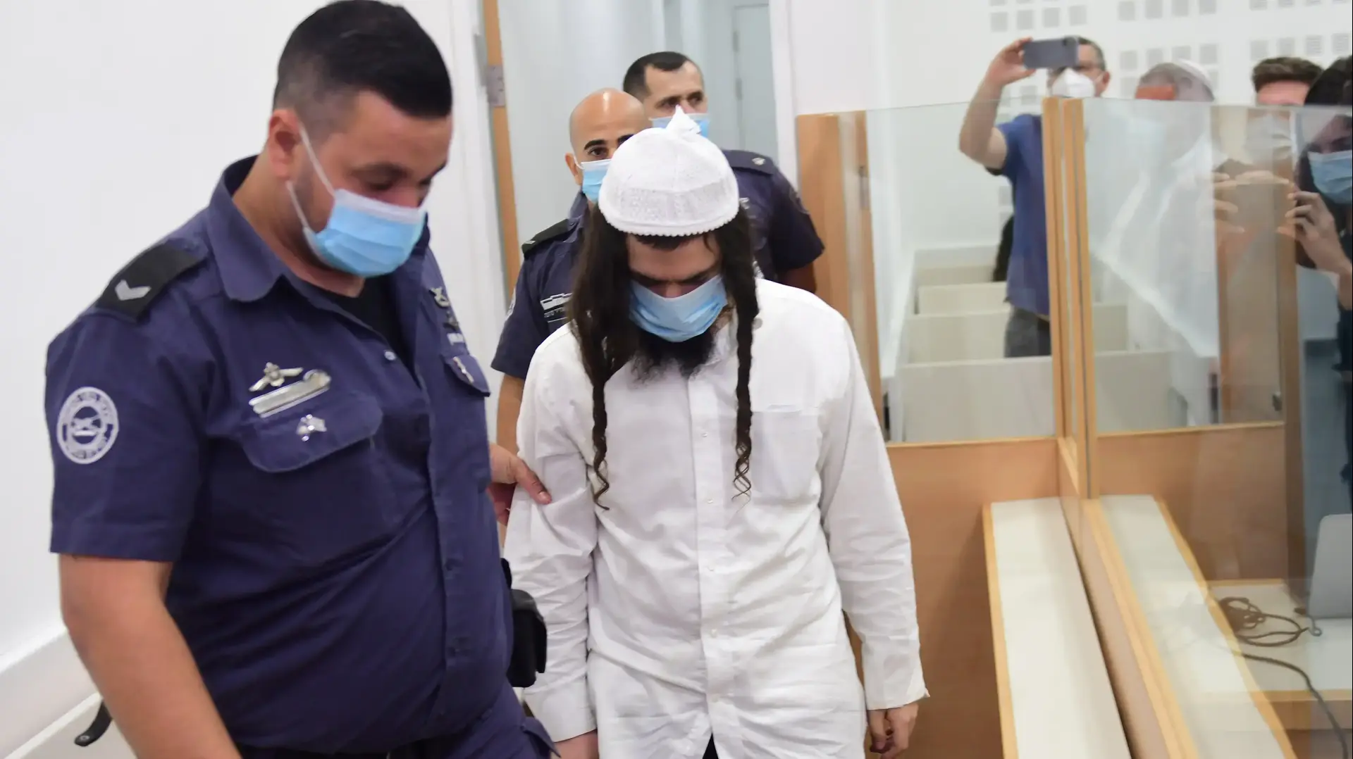 הכרעת דין לעמירם בן אוליאל, מחוזי מרכז (לוד) 18 במאי 2020 הכרעת דין לעמירם בן אוליאל, מחוזי מרכז (לוד) 18 במאי 2020