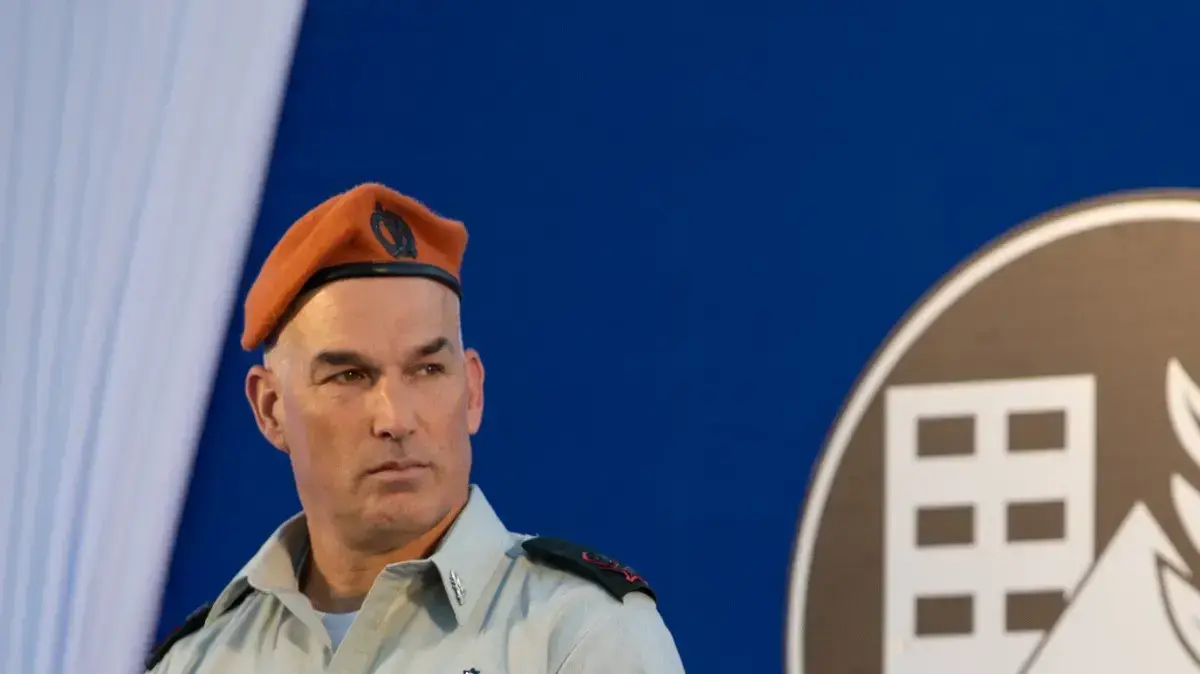 טקס חילופי אלופים בפיקוד העורף,אלוף אורי גורדין מחליף בתפקידו את אלוף תמיר ידעי, 19 במאי 2020 טקס חילופי אלופים בפיקוד העורף,אלוף אורי גורדין מחליף בתפקידו את אלוף תמיר ידעי, 19 במאי 2020