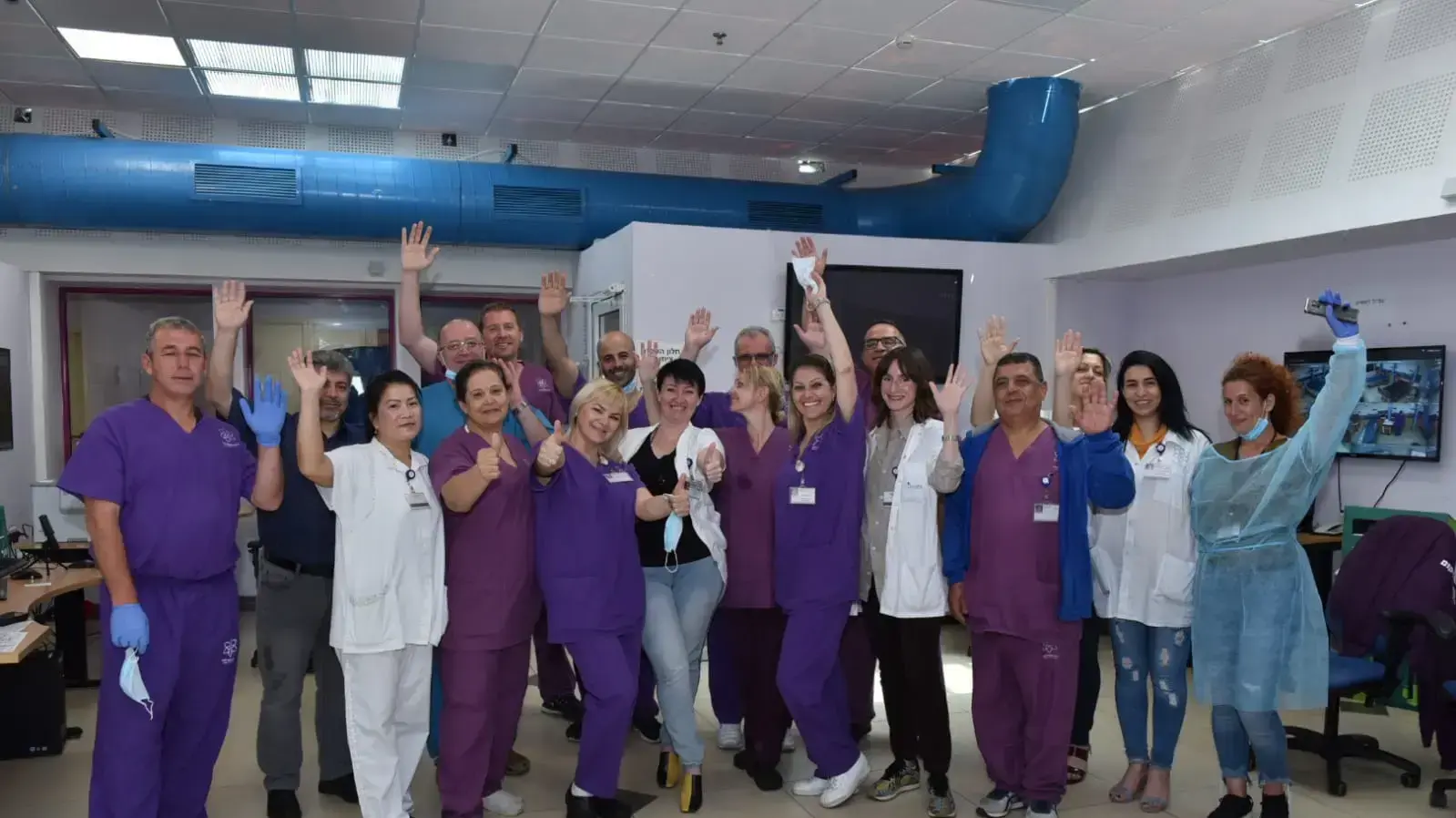 סגירת מחלקת הקורונה בבית החולים לגליל בנהריה, 21 במאי 2020 סגירת מחלקת הקורונה בבית החולים לגליל בנהריה, 21 במאי 2020