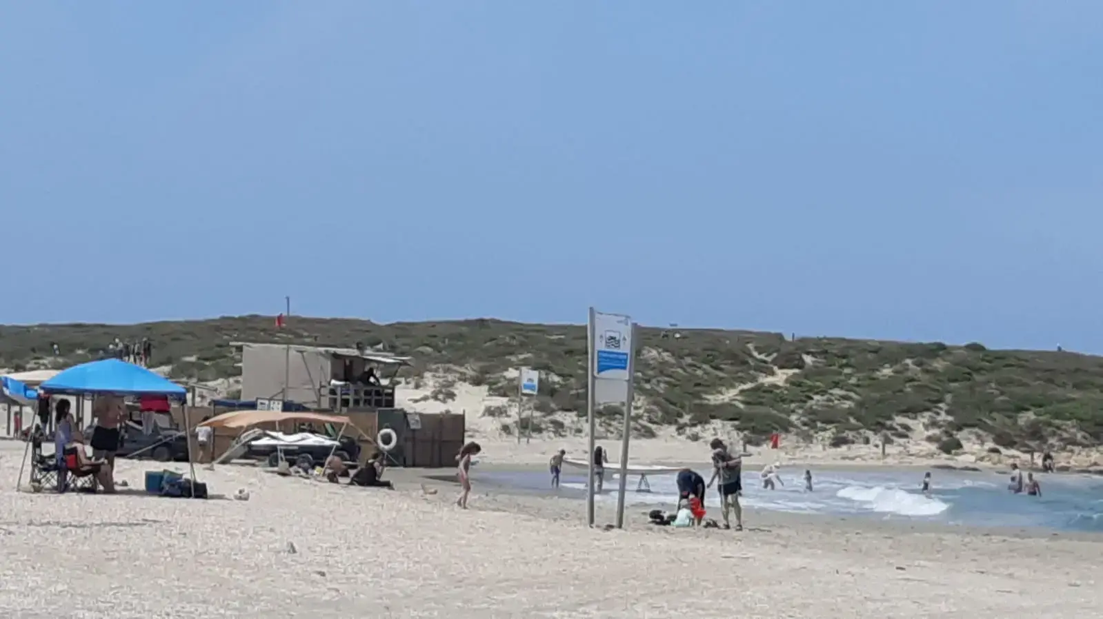 מטיילים בברכת צפירה. 23 במאי 2020 מטיילים בברכת צפירה. 23 במאי 2020