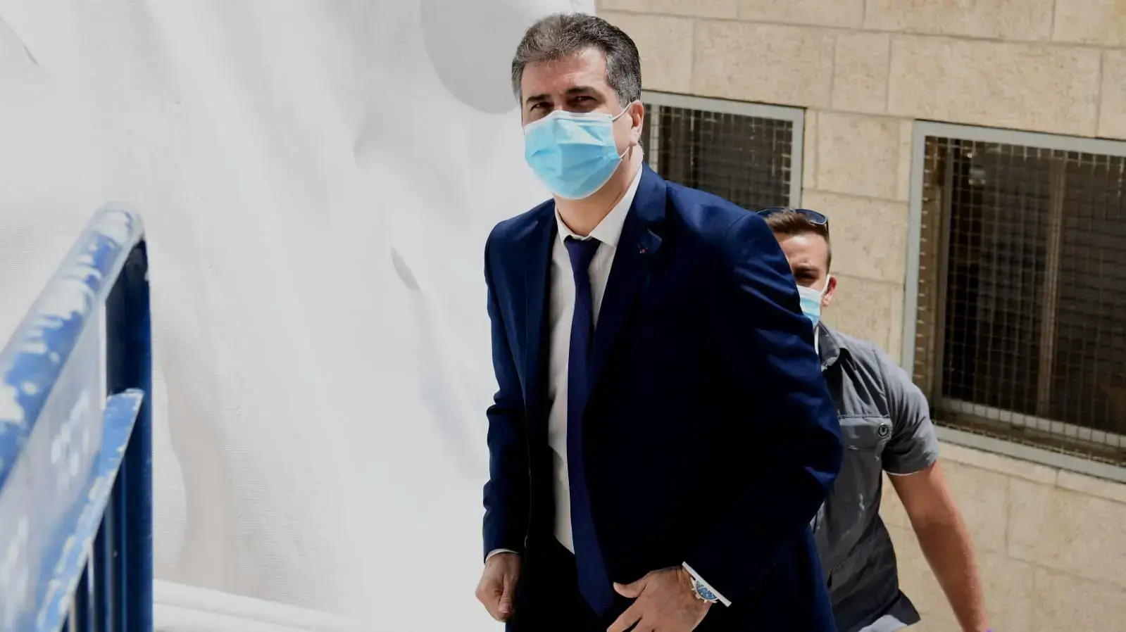 פתיחת משפטו של רה"מ, בנימין נתניהו | אלי כהן בעת הגעתו 24 במאי 2020
פתיחת משפטו של רה"מ, בנימין נתניהו | אלי כהן בעת הגעתו 24 במאי 2020