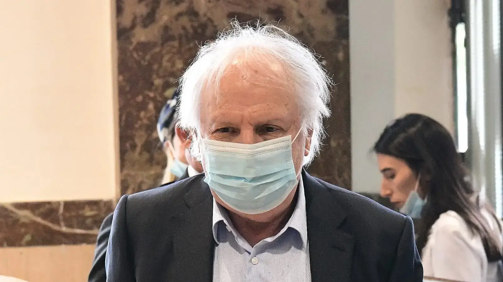 שאול אלוביץ' בעת העגתו לפתיחת משפטו בבית המשפט המחוזי בירושלים 24 במאי 2020 שאול אלוביץ' בעת העגתו לפתיחת משפטו בבית המשפט המחוזי בירושלים 24 במאי 2020