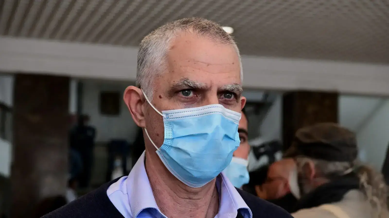 מו"ל ידיעות אחרונות בעת הגעתו לפתיחת משפטו בבית המשפט המחוזי בירושלים 24 במאי 2020 מו"ל ידיעות אחרונות בעת הגעתו לפתיחת משפטו בבית המשפט המחוזי בירושלים 24 במאי 2020