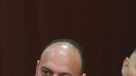 חוסאם זומלוט, שגריר הרשות הפלסטינית בבריטניה חוסאם זומלוט, שגריר הרשות הפלסטינית בבריטניה