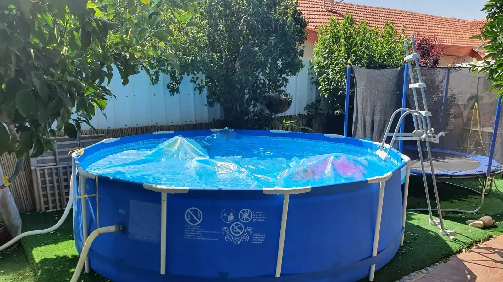 עתי פרי בן השנתיים שטבע למוות בבריכה פרטית בחדרה, 31 במאי 2020 עתי פרי בן השנתיים שטבע למוות בבריכה פרטית בחדרה, 31 במאי 2020