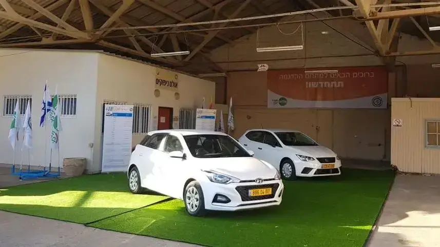 מסירת רכבים לצה"ל באמצעות חברת שלמה, מאי 2020