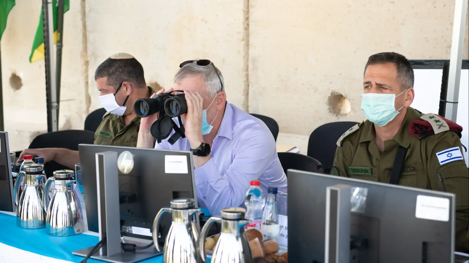 שר הביטחון בני גנץ והרמטכ"ל אביב כוכבי בסיור בפיקוד צפון. 02 ביוני 2020 שר הביטחון בני גנץ והרמטכ"ל אביב כוכבי בסיור בפיקוד צפון. 02 ביוני 2020