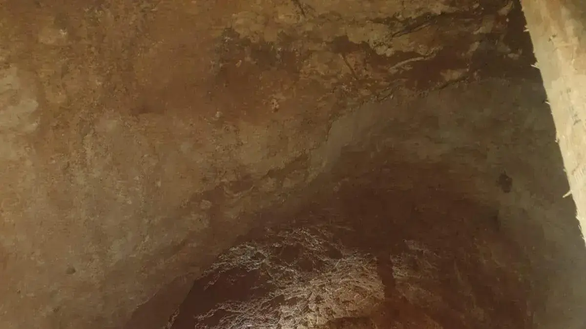 הבור שממנו חולצו שלושה לכודים בסמוך לאכסאל, 6 ביוני 2020 הבור שממנו חולצו שלושה לכודים בסמוך לאכסאל, 6 ביוני 2020