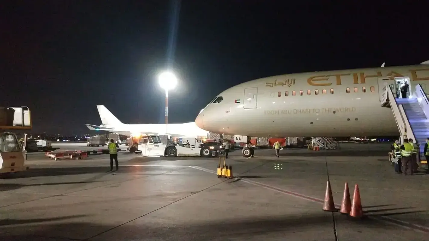 מטוס מטען של חברת התעופה של איחוד האמירויות הערביות נחת לראשונה בישראל, 9 יוני 20 מטוס מטען של חברת התעופה של איחוד האמירויות הערביות נחת לראשונה בישראל, 9 יוני 20