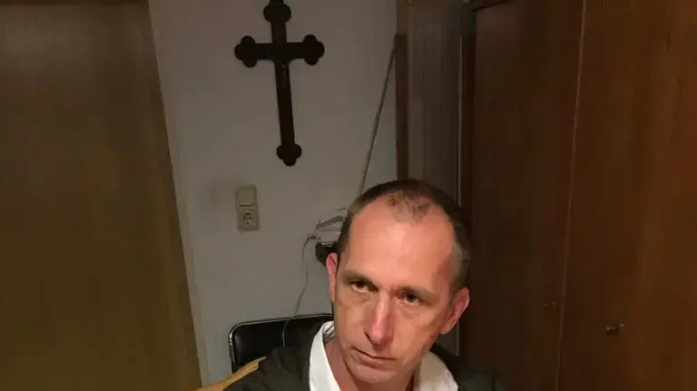 רומן פורמניאק עם היומן הנאצי שחושף מיקום אוצרות שבזזו הנאצים. 13 ביוני 2020 רומן פורמניאק עם היומן הנאצי שחושף מיקום אוצרות שבזזו הנאצים. 13 ביוני 2020