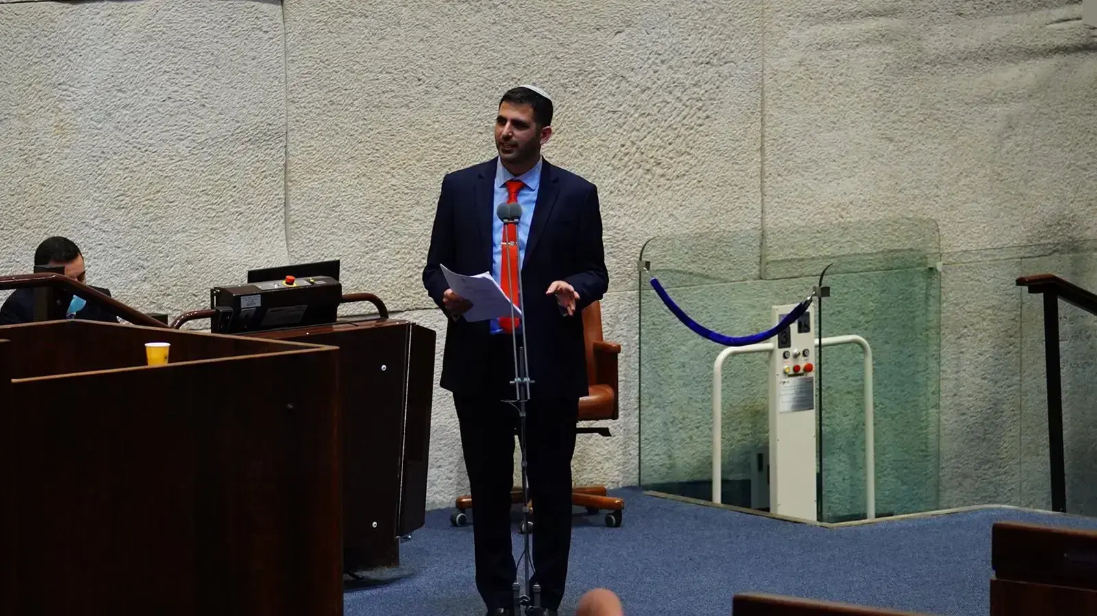 שלמה קרעי במליאת הכנסת, 17 ביוני 2020 שלמה קרעי במליאת הכנסת, 17 ביוני 2020