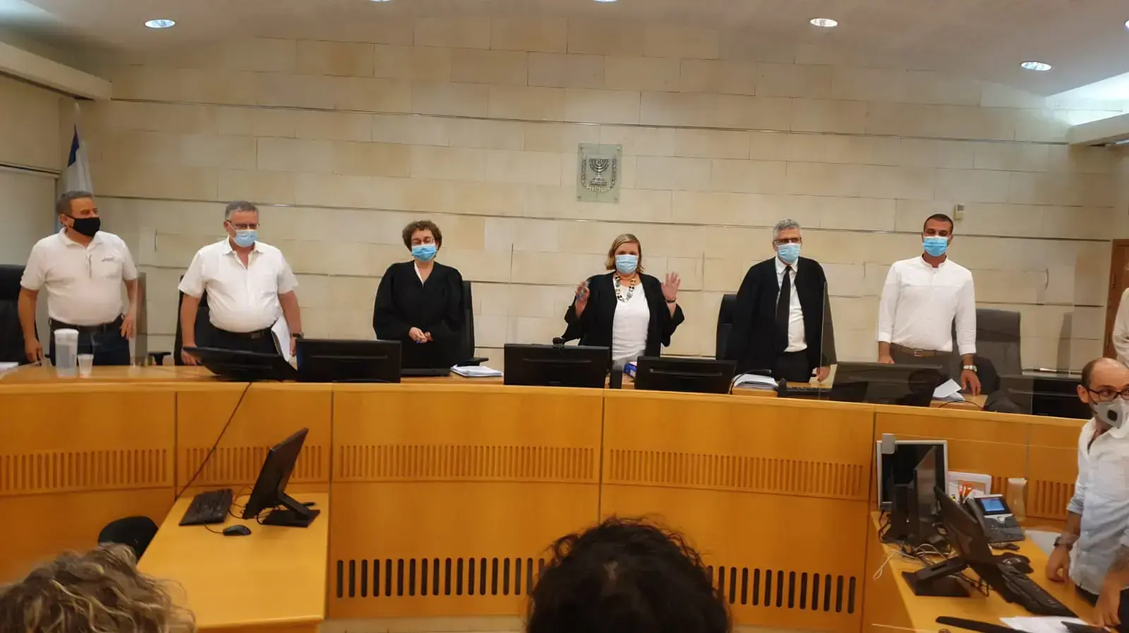 דיון בעתירת המדינה בדרישה להורות למורי התיכונים להמשיך ללמד עד סוף החודש בבית הדין הארצי בירושלים 18 ביוני 2020 דיון בעתירת המדינה בדרישה להורות למורי התיכונים להמשיך ללמד עד סוף החודש בבית הדין הארצי בירושלים 18 ביוני 2020