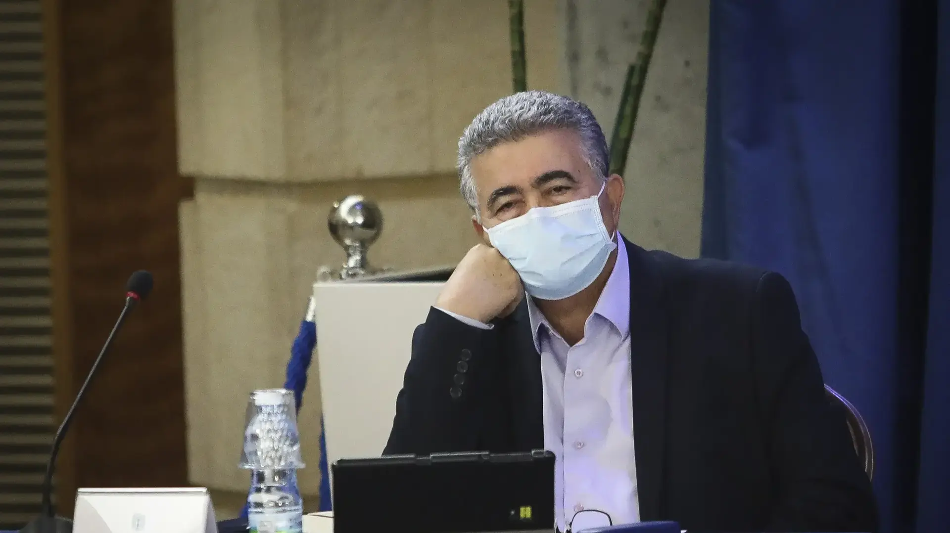 עמיר פרץ בישיבת הממשלה, 21 ביוני 2020 עמיר פרץ בישיבת הממשלה, 21 ביוני 2020