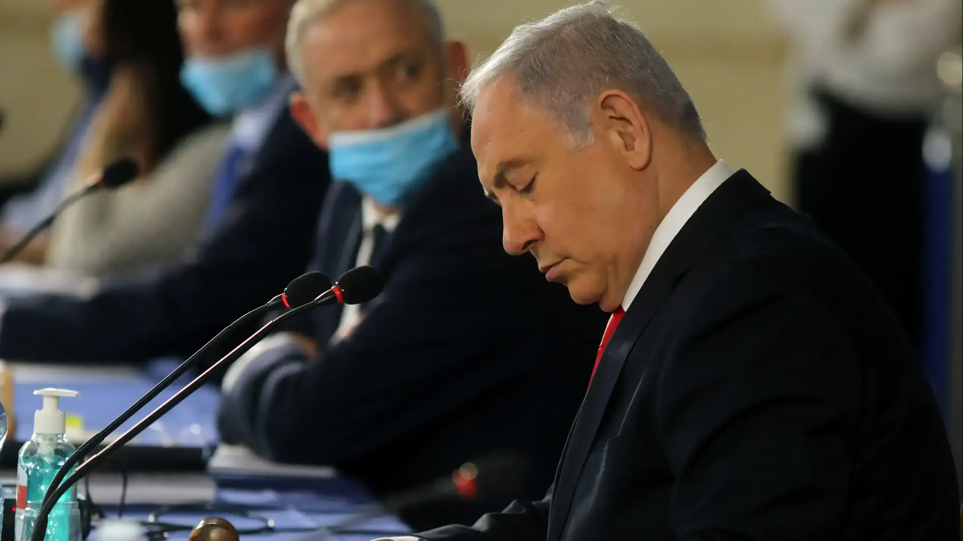 ראש הממשלה בנימין נתניהו בישיבת ממשלה בירושלים ב-7 ביוני 2020 ראש הממשלה בנימין נתניהו בישיבת ממשלה בירושלים ב-7 ביוני 2020