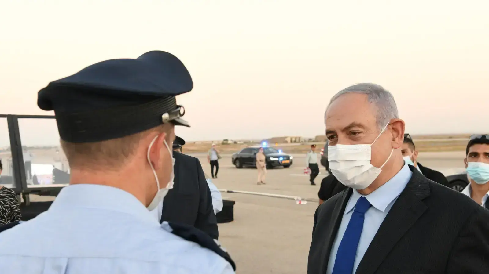 ראש הממשלה, בנימין נתניהו במהלך סיום קורס טייס בחצרים 25 ביוני 2020 ראש הממשלה, בנימין נתניהו במהלך סיום קורס טייס בחצרים 25 ביוני 2020