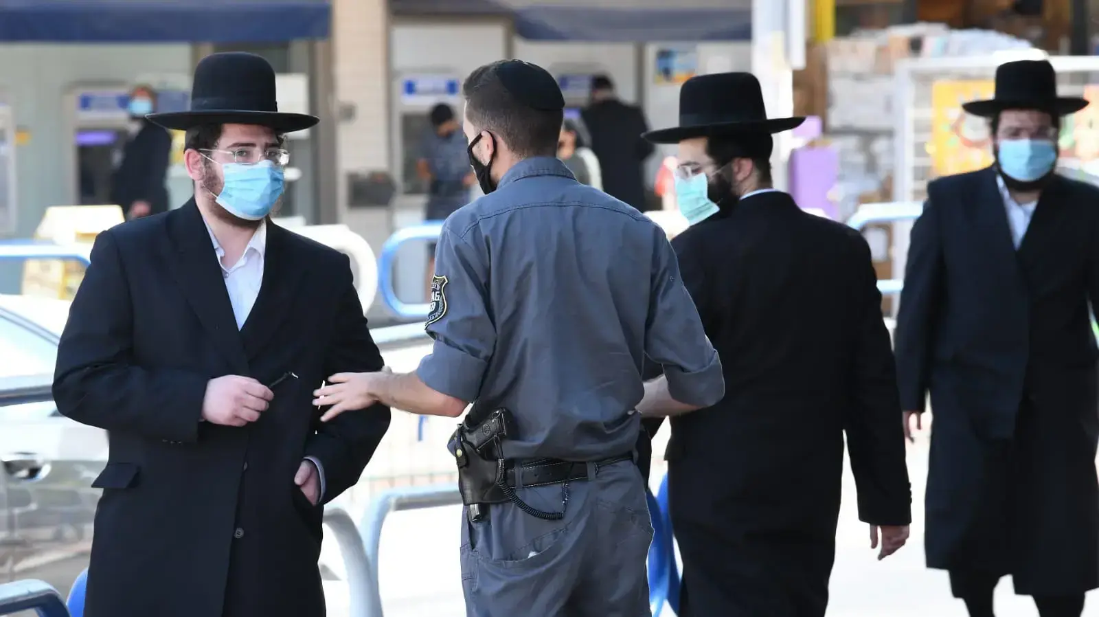 פעולות אכיפה ברקע הגבלות הקורונה באשדוד 26 ביוני 2020 פעולות אכיפה ברקע הגבלות הקורונה באשדוד 26 ביוני 2020