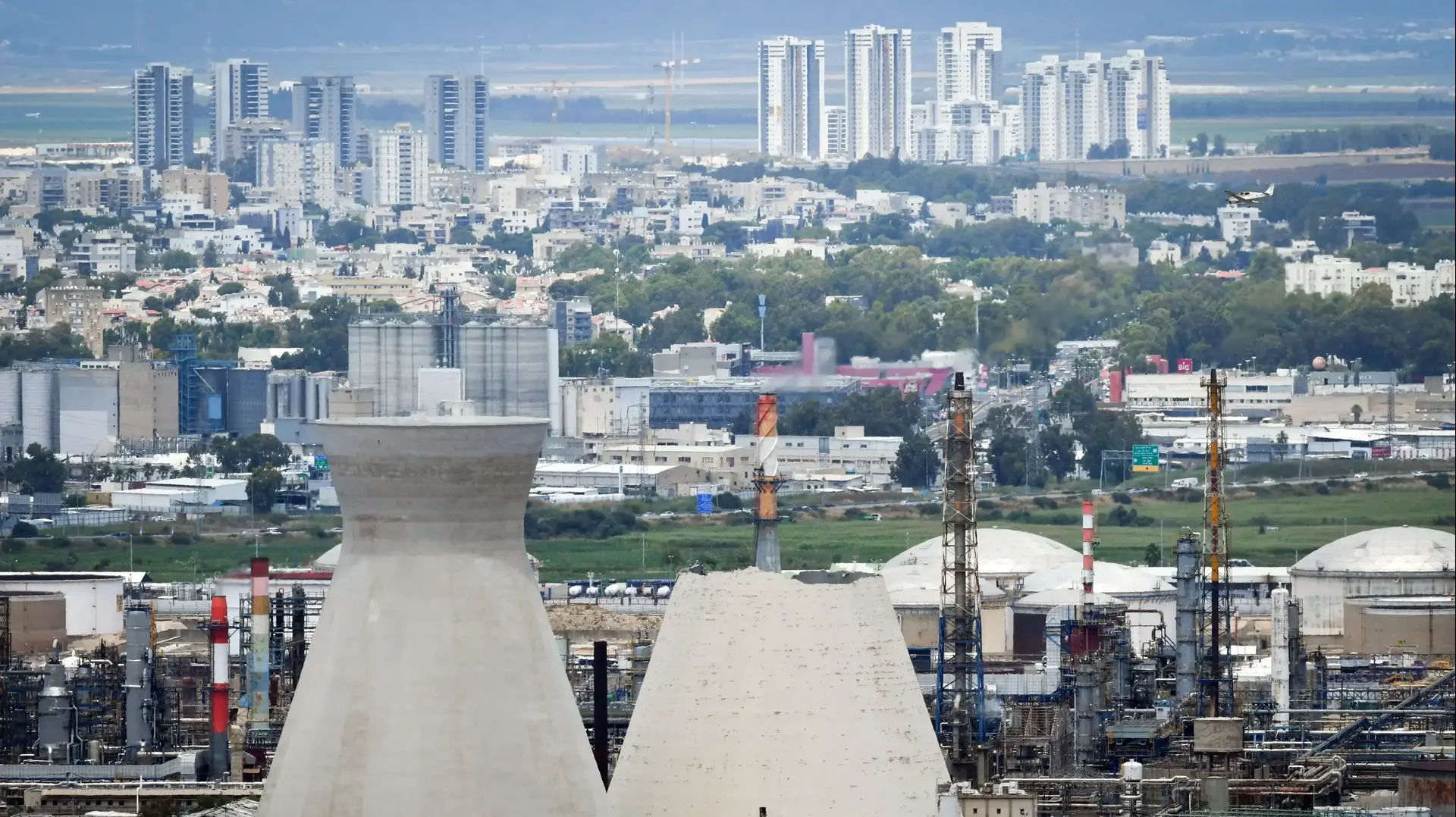 קו הרקיע של חיפה לאחר קריסת מגדל בז"ן - 29 יוני 2020