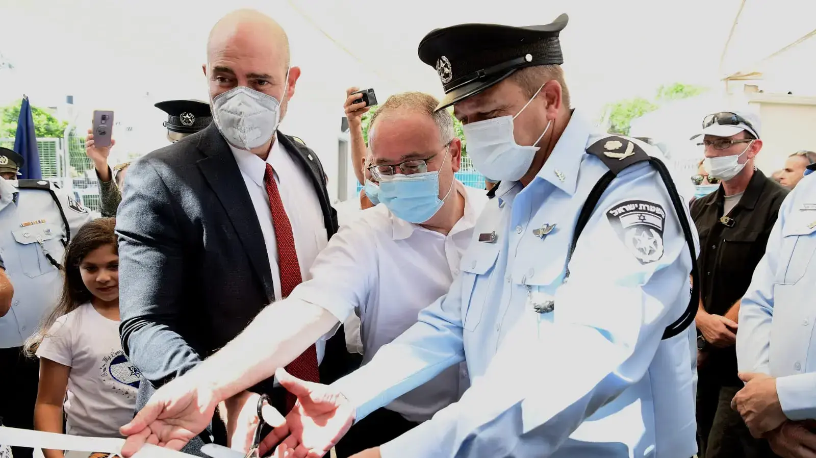 חנוכת תחנת משטרה בטירה בנוכחות ראש העירייה מאמון עבד אל- חי השר לביטחון הפנים אמיר אוחנה ומ"מ מפכ"ל המשטרה מוטי כהן, 30 ביוני 2020 חנוכת תחנת משטרה בטירה בנוכחות ראש העירייה מאמון עבד אל- חי השר לביטחון הפנים אמיר אוחנה ומ"מ מפכ"ל המשטרה מוטי כהן, 30 ביוני 2020