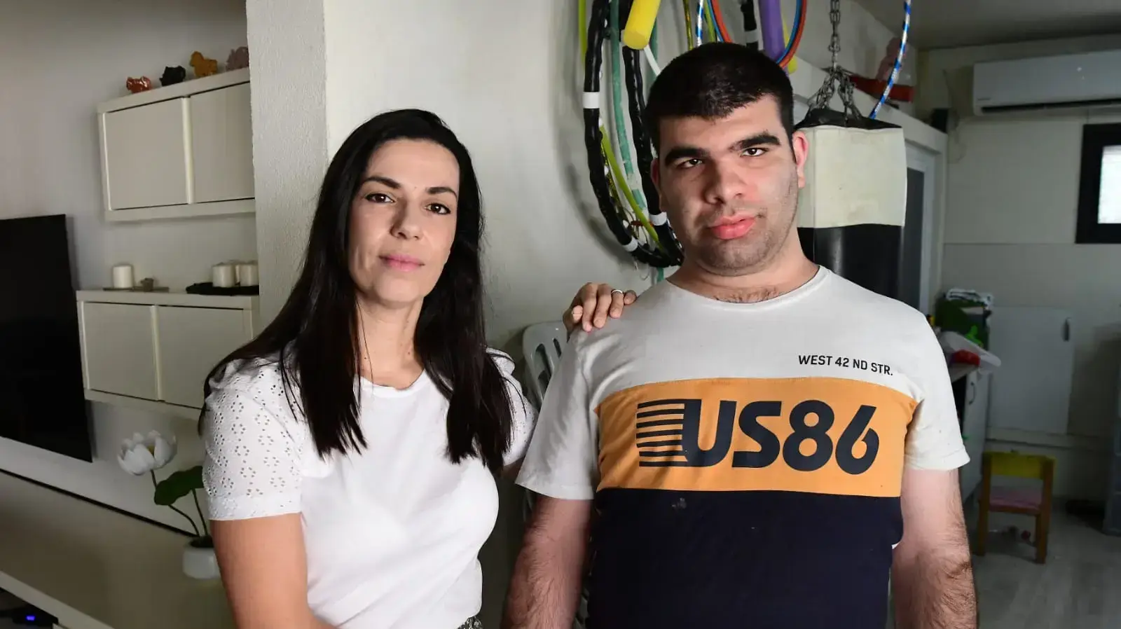 דביר חן ואמו ורד חן דביר חן ואמו ורד חן