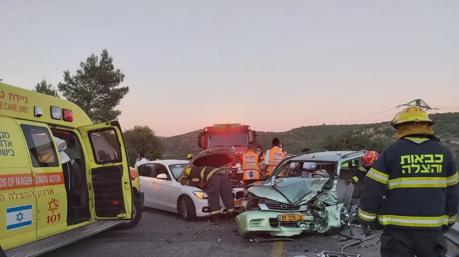 שלושה פצועי בתאונת דרכים בכביש 386 סמוך לצומת הכניסה למושב מטע. 1 ביולי 2020 שלושה פצועי בתאונת דרכים בכביש 386 סמוך לצומת הכניסה למושב מטע. 1 ביולי 2020