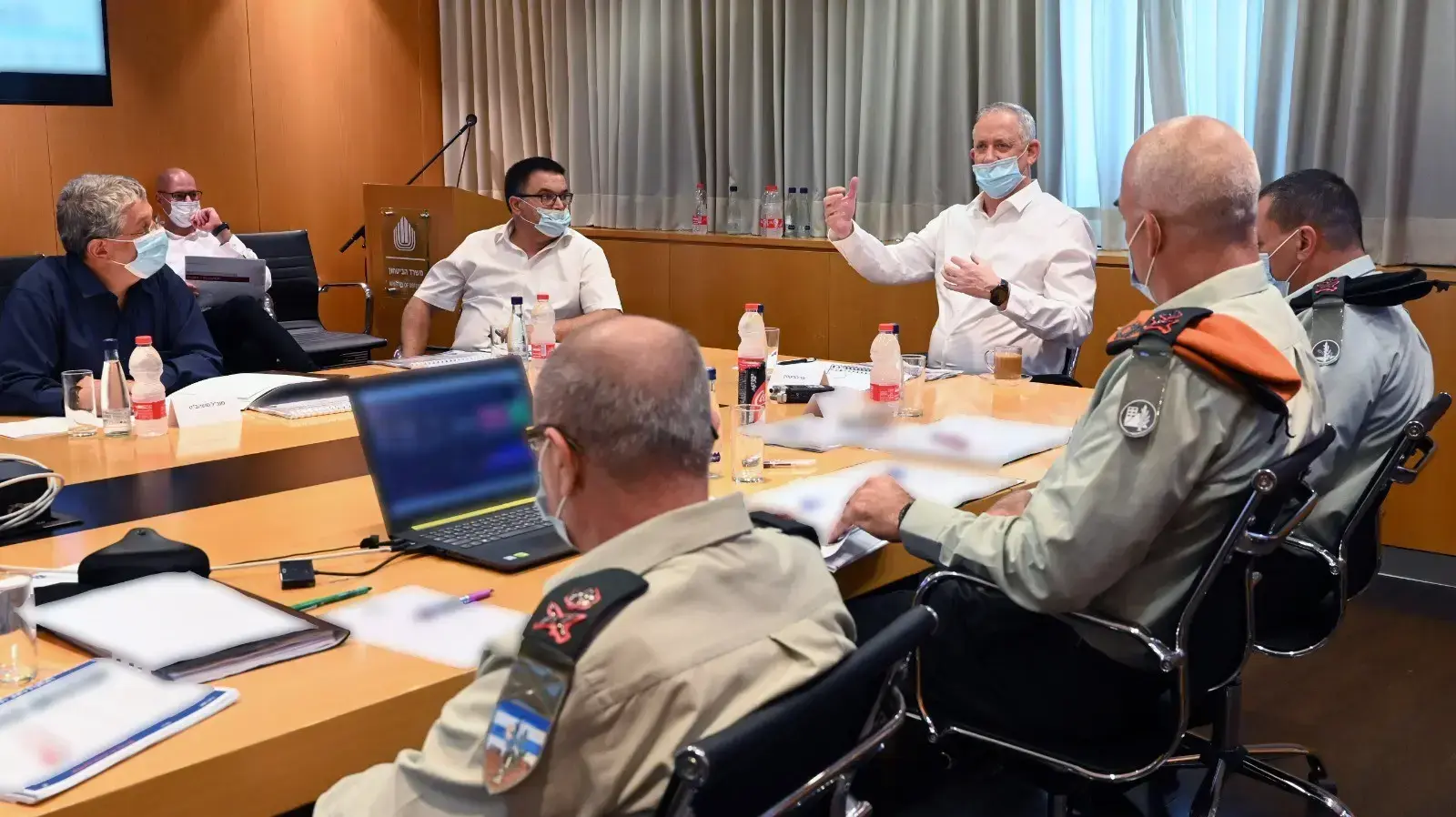 הערכת מצב בראשות שר הביטחון, בני גנץ בנושא הקורונה 2 ביולי 2020 הערכת מצב בראשות שר הביטחון, בני גנץ בנושא הקורונה 2 ביולי 2020