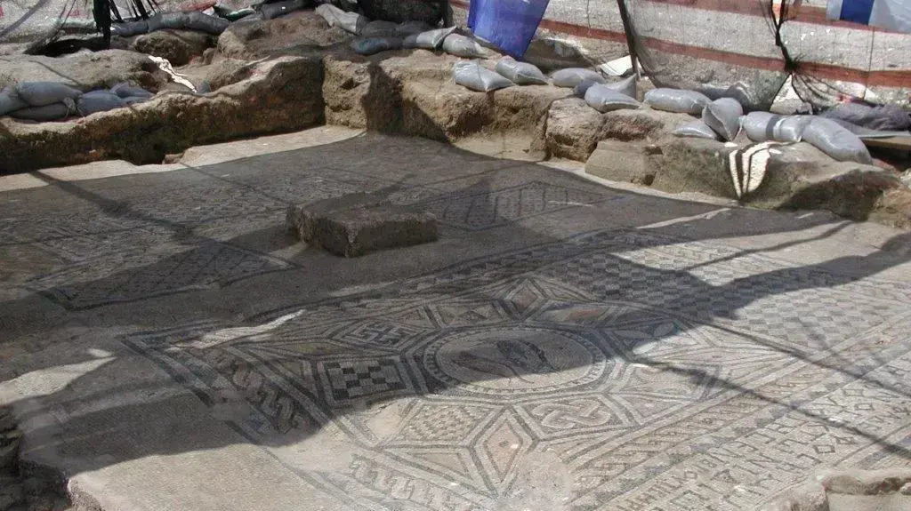 ריצפת הפסיפס שנחשפה במגידו