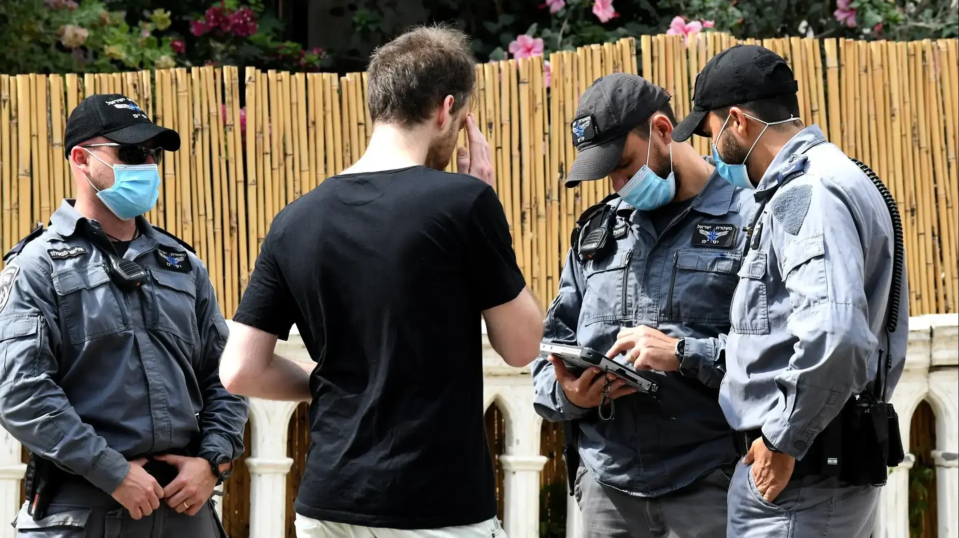 פעולות אכיפת המשטרה לצורך בלימת התפשטות נגיף הקורונה בתל אביב 7 ביולי 2020

