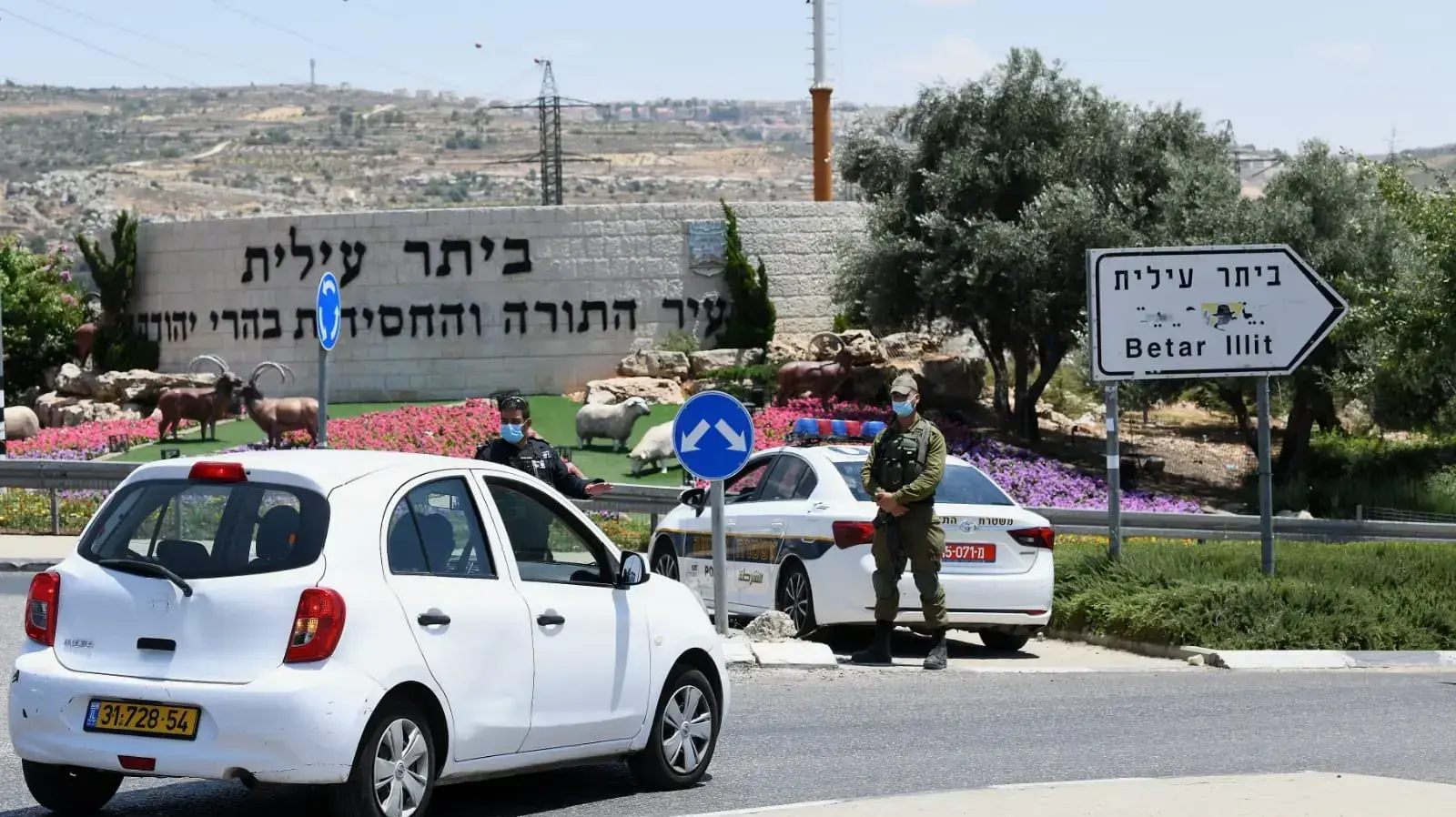 החלת הסגר בעקבות תחלואת הקורונה בעיר 8 ביולי 2020 (ראובן קסטרו) החלת הסגר בעקבות תחלואת הקורונה בעיר 8 ביולי 2020 (ראובן קסטרו)