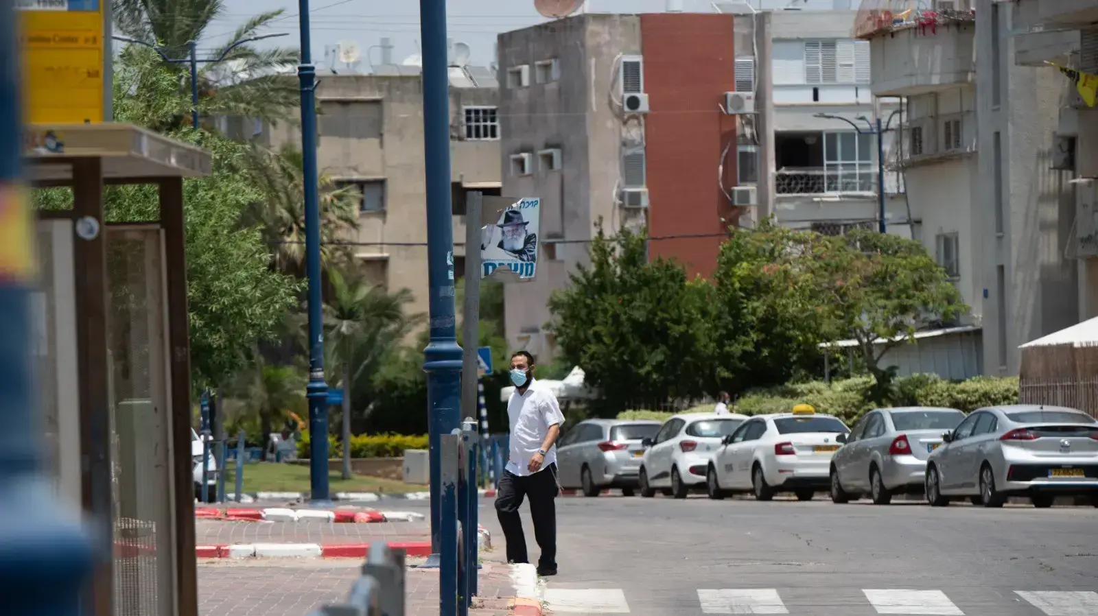סגר בשכונת חב"ד בקרית מלאכי, 10 ביולי 2020 סגר בשכונת חב"ד בקרית מלאכי, 10 ביולי 2020