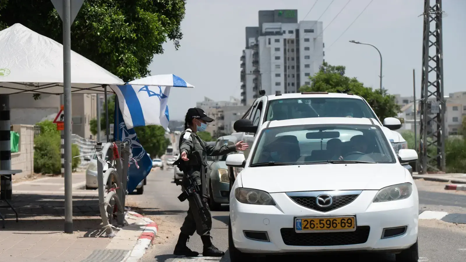 סגר בשכונות חב"ד ורוטנר בקרית מלאכי, 10 ביולי 2020 סגר בשכונות חב"ד ורוטנר בקרית מלאכי, 10 ביולי 2020