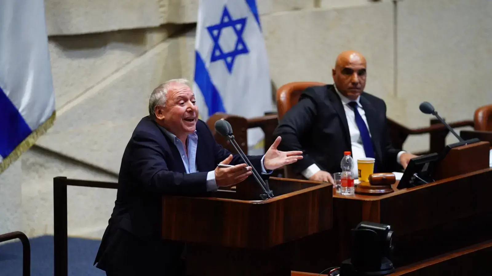 שר הדיגיטל והסייבר הלאומי, דודי אמסלם במהלך נאומו במליאת הכנסת 15 ביויל 2020 שר הדיגיטל והסייבר הלאומי, דודי אמסלם במהלך נאומו במליאת הכנסת 15 ביויל 2020