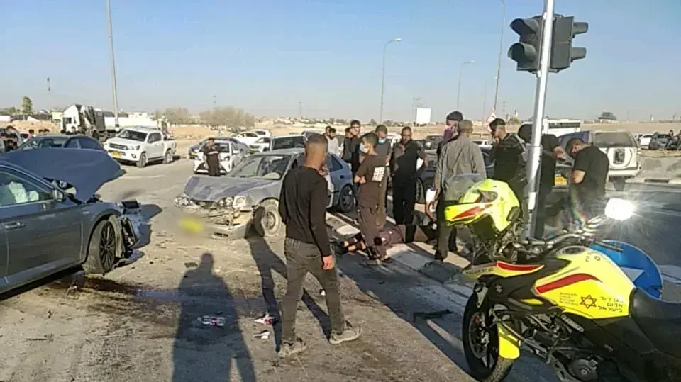 תאונת דרכים בכביש 40 סמוך לצומת אוהלים שליד באר שבע, 15 ביולי 2020 תאונת דרכים בכביש 40 סמוך לצומת אוהלים שליד באר שבע, 15 ביולי 2020