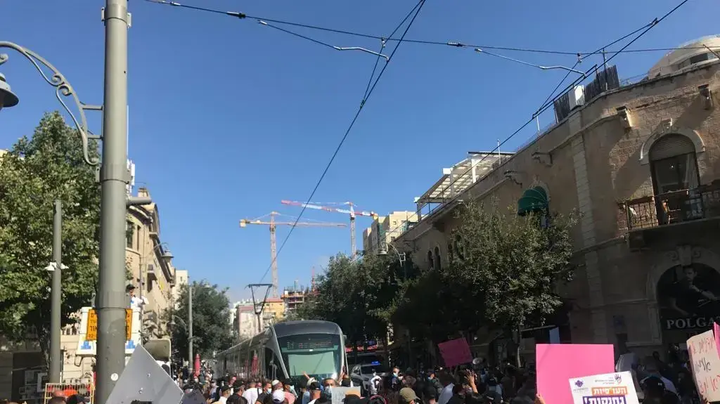 הפגנת העובדות והעובדים הסוציאליים בירושלים. 16 ביולי 2020.