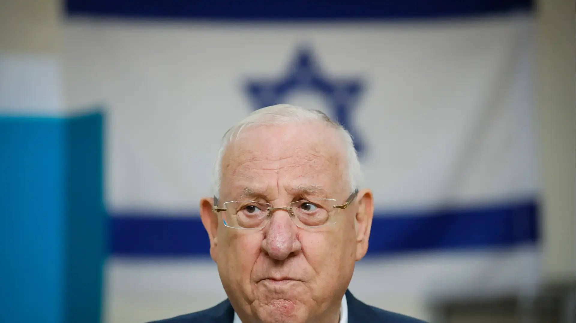 נשיא המדינה, ראובן (רובי) ריבלין במהלך הצבעתו בירושלים 2 במרץ 2020 נשיא המדינה, ראובן (רובי) ריבלין במהלך הצבעתו בירושלים 2 במרץ 2020