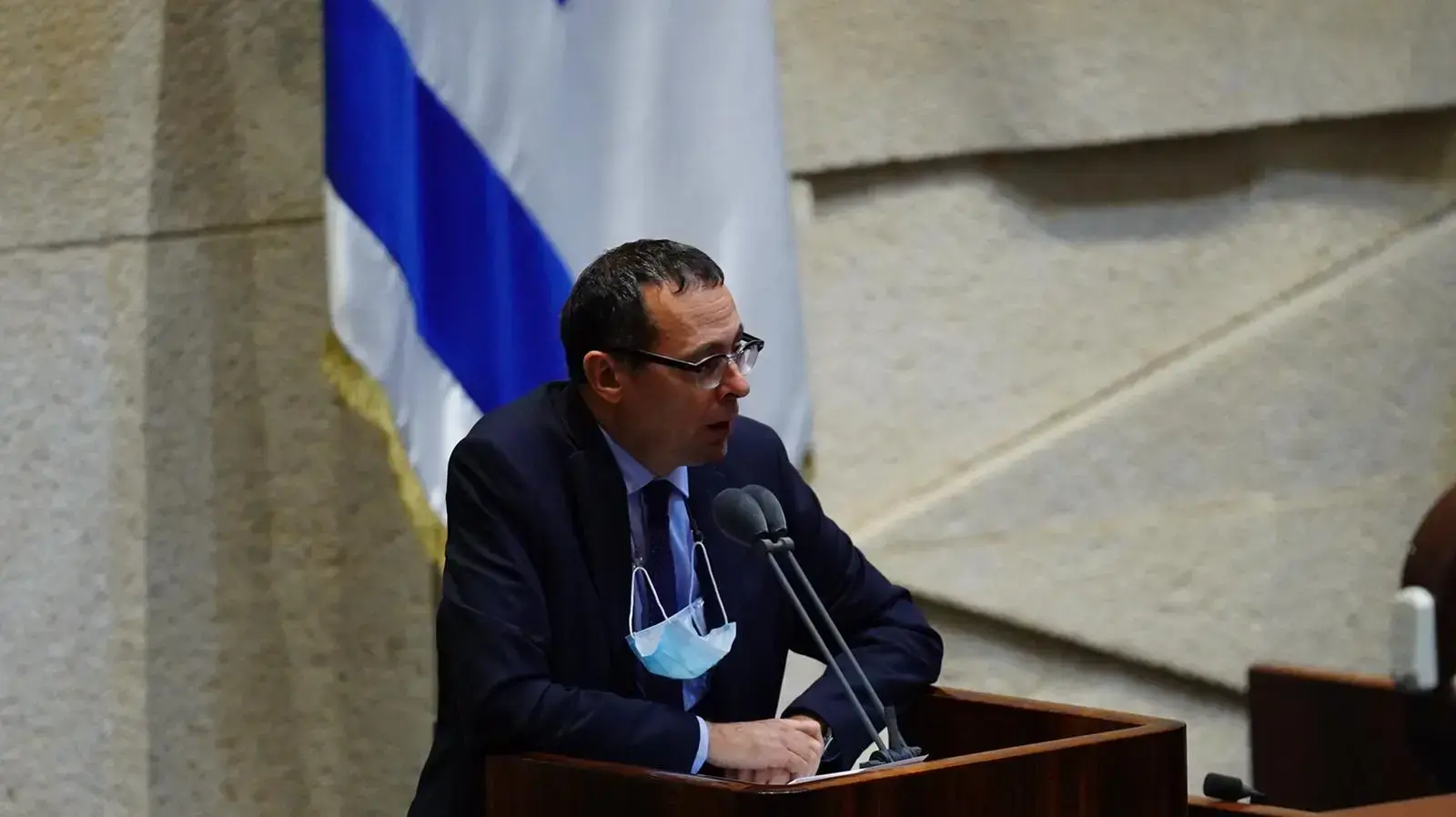 יור ועדת חוץ וביטחון צביקה האוזר בדיון על חוק השב"כ, כנסת, 20 ביולי 2020 יור ועדת חוץ וביטחון צביקה האוזר בדיון על חוק השב"כ, כנסת, 20 ביולי 2020