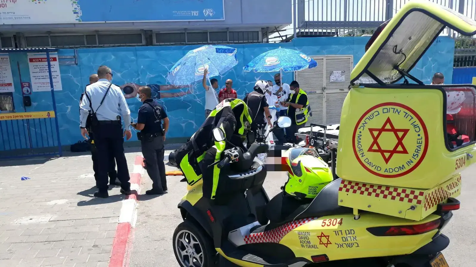 זירת התנגשות האופנוע בחניון בתל אביב - 24 יולי 2020 זירת התנגשות האופנוע בחניון בתל אביב - 24 יולי 2020